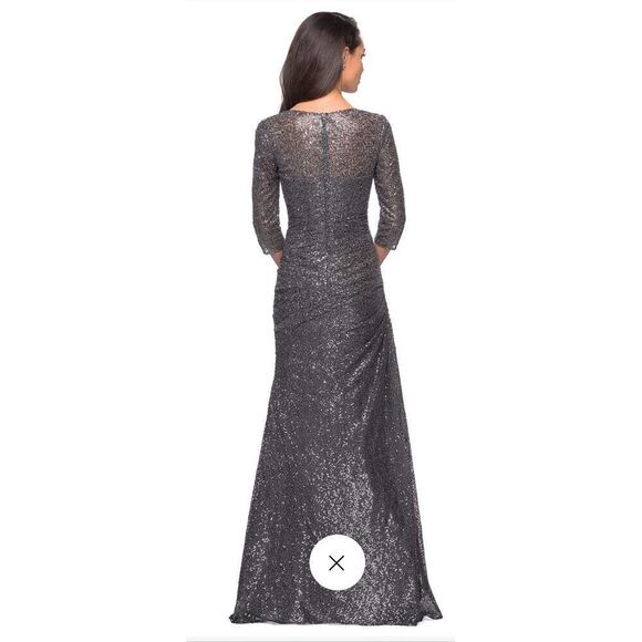 La Femme  28065 Sequined Shirred Trumpet Dress in Gunmetal NWT Size 4 - Picture 2 of 6